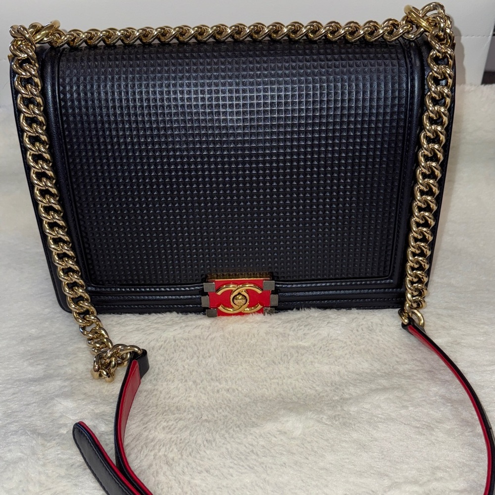 Chanel Boy Bag with cube embossed flap and Iconic CC Closure Navy